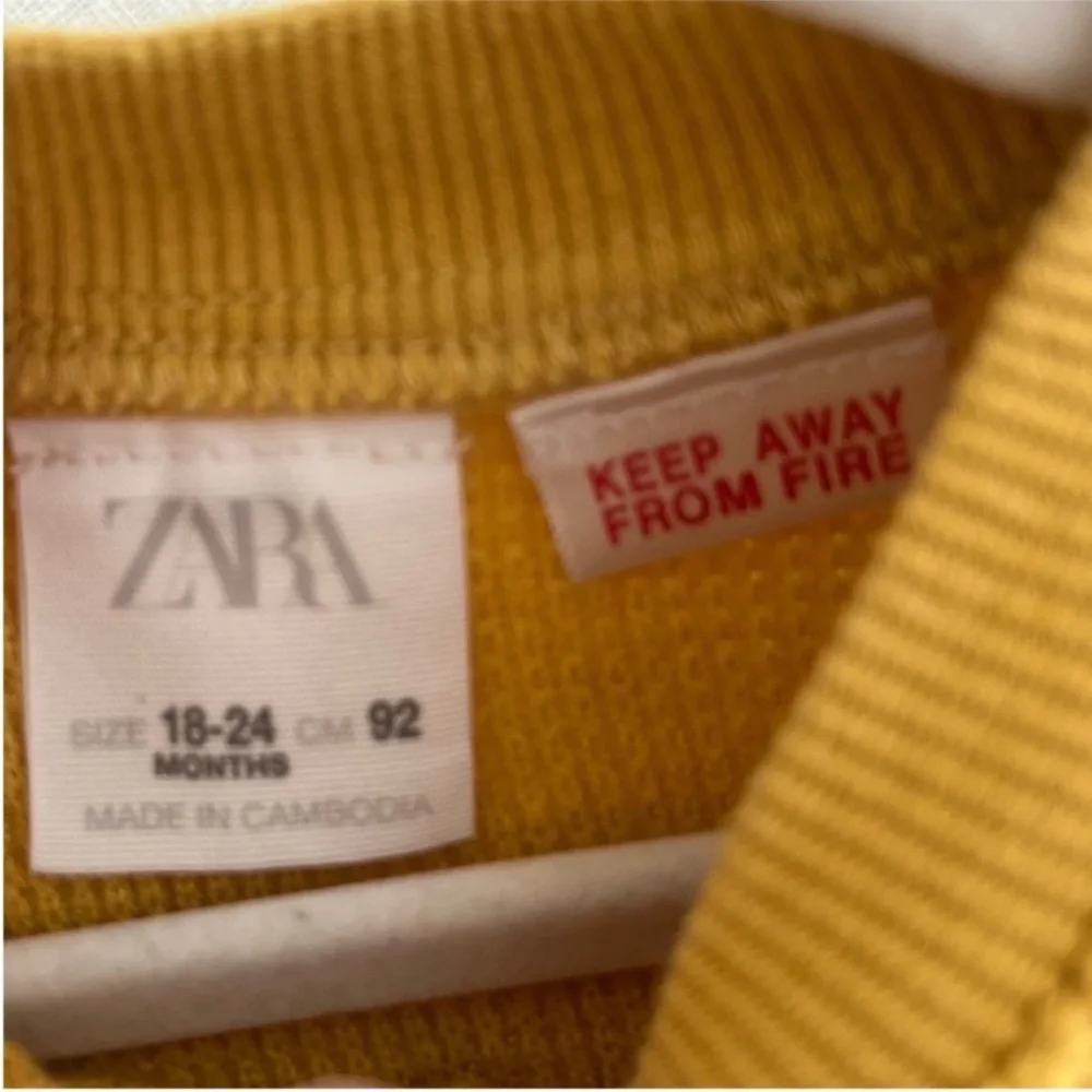 Zara Kids, Button Sweater with Pocket, yellow, 18-24 M